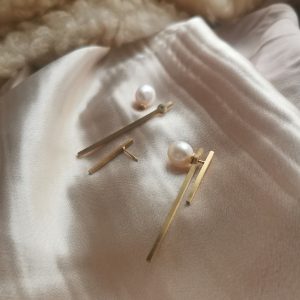 Sæt: Line + Pearl Baroque (Gold Colour/White)