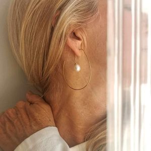 Wire 04 w/ Baroque Freshwater Pearl (Gold coloured lock)