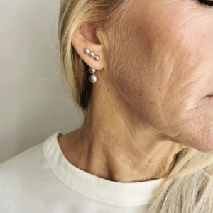 Sæt: Triple Champagne Pearl Stud + Triple Champagne Pearl Lock (Gold coloured lock)