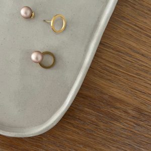 Sæt: Outline Dot + Cashmere Pearl Lock (Gold Colour)